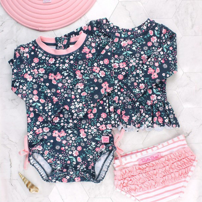 美國 RuffleButts 小女童UPF 50+防曬兩件式長袖泳裝_青春搖擺_RBSG21-17