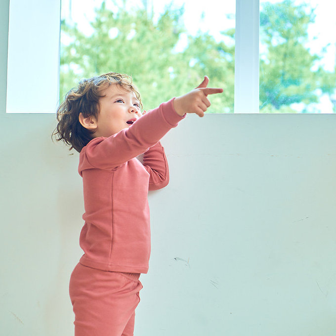 正韓 ttasom 無螢光劑、彈力棉、超優質小童居家服/睡衣_純色磚紅_TT013