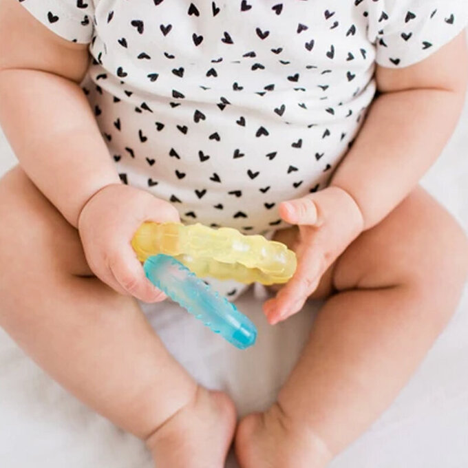 美國 green sprouts 小綠芽冰鎮冷凍型按摩/舒緩疼痛固齒器_動物造型2入組_刺蝟寶寶_GS385345-YA