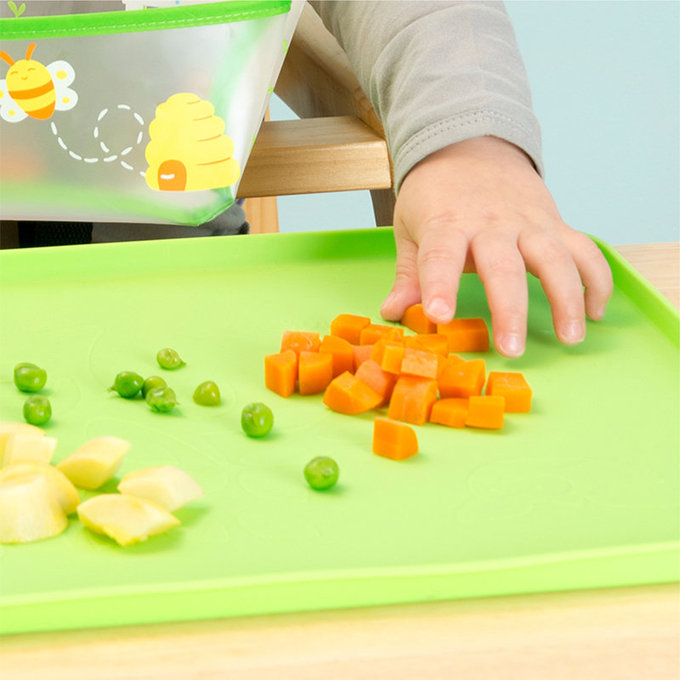 美國 green sprouts 小綠芽 超防滑寶寶學習吃飯矽膠耐熱學習餐盤/餐墊_草綠_GS196300-3