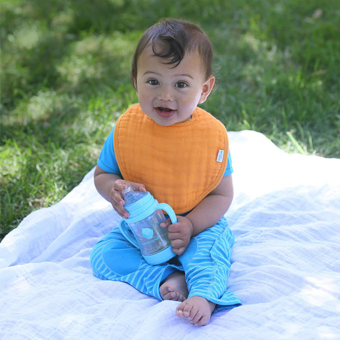 美國 green sprouts 小綠芽 外層防護無毒塑膠/內層玻璃之多用途雙層安全防護奶瓶/水瓶(118ML) _水藍色_GS124900-1