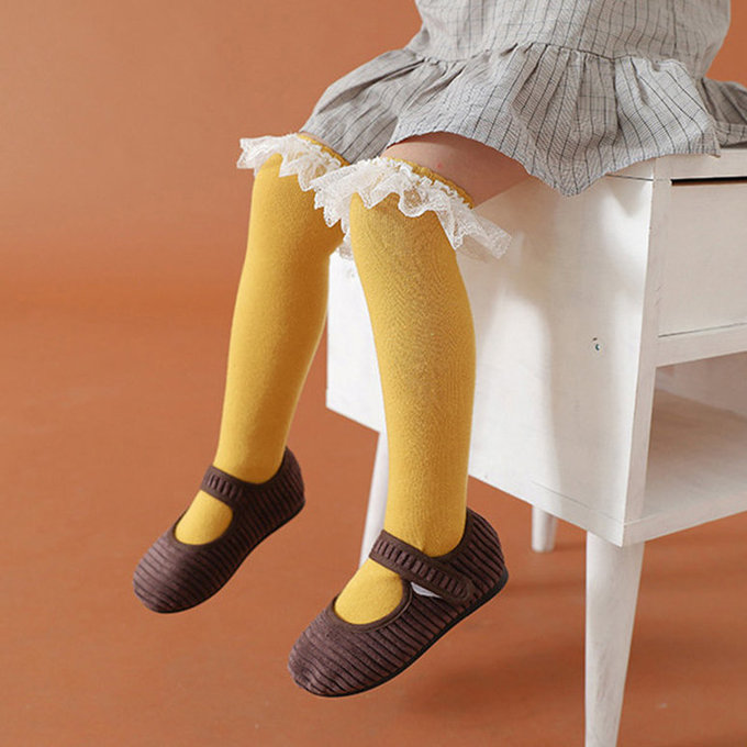 【JB DESIGN】高筒花邊素色襪子-姜黃