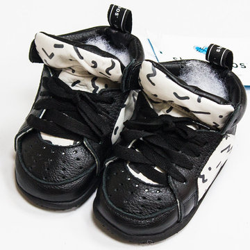 英國 shooshoos 安全無毒真皮手工學步鞋/童鞋_ 個性黑白(SS1033953)(公司貨)-