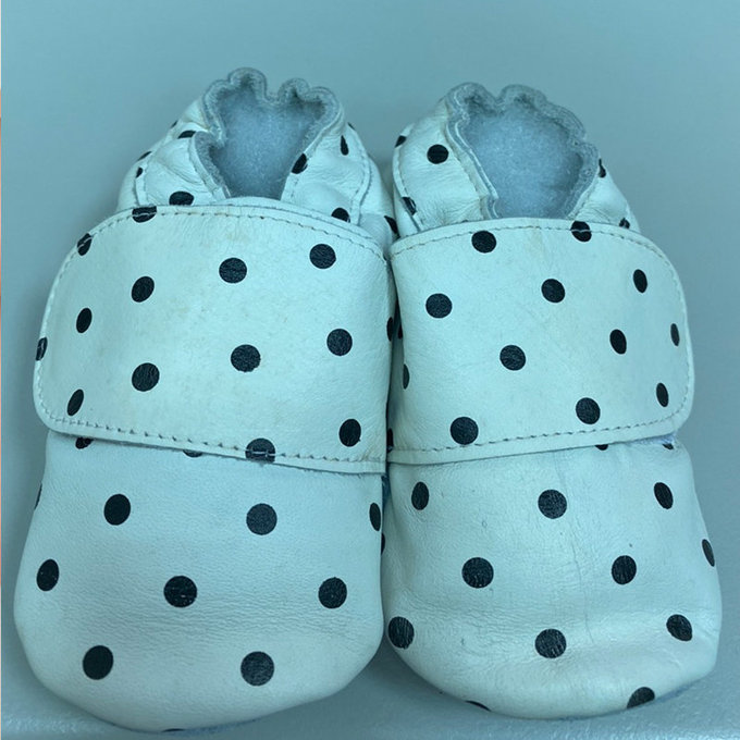 【福利品】英國 shooshoos 安全無毒真皮手工鞋/學步鞋/嬰兒鞋_黑白點點(5)