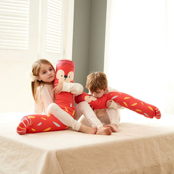 [正韓Hello HiZoo] 純手工製多功能防蟎抗菌兒童長條抱枕/靠枕/睡眠輔助枕/側睡抱枕(小款)偶像猴-HH020