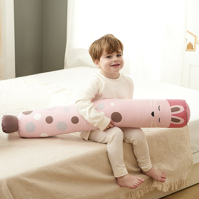 [正韓Hello HiZoo] 純手工製多功能防蟎抗菌兒童長條抱枕/靠枕/睡眠輔助枕/側睡抱枕(大款)粉紅兔-HH023