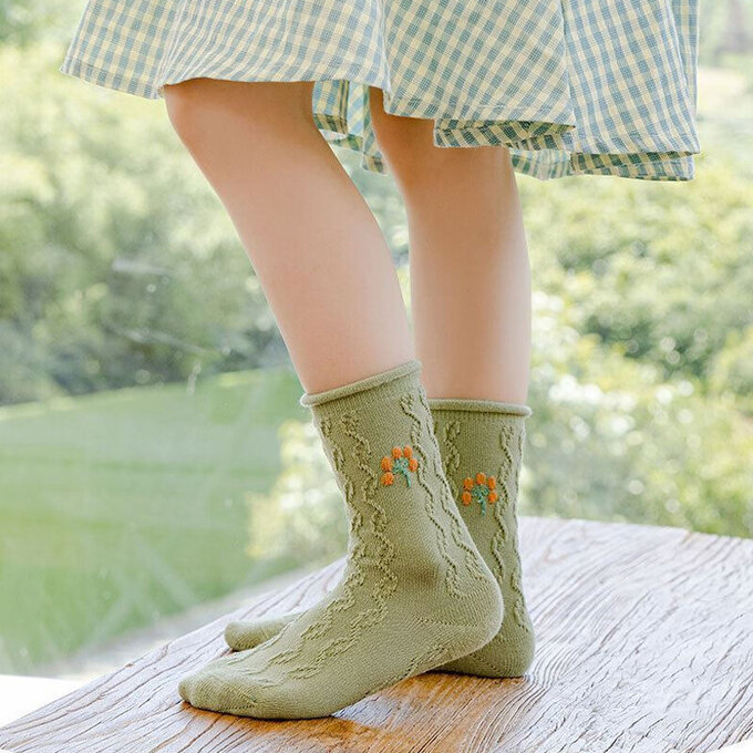 【腳ㄚ子】兒童棉質中筒襪_翡翠森林_ilb003