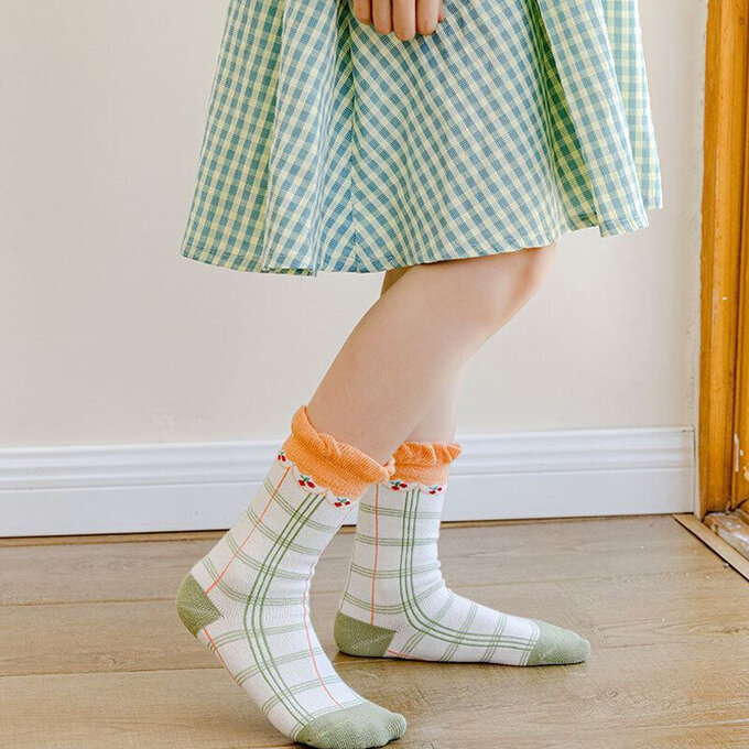 【腳ㄚ子】兒童棉質中筒襪_翡翠森林_ilb003