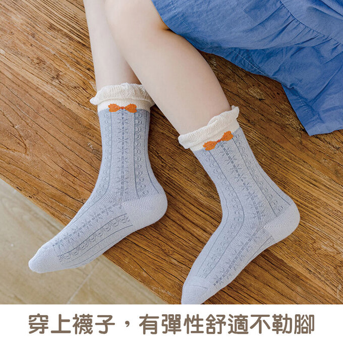 【腳ㄚ子】兒童棉質中筒襪_藍色風鈴草_ilb004