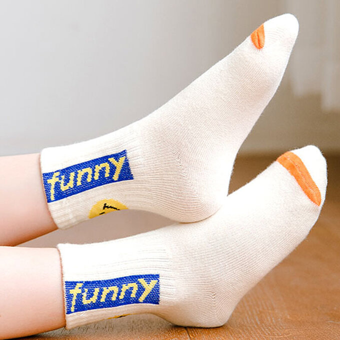 【腳ㄚ子】兒童棉質中筒襪_笑一個_ilb008