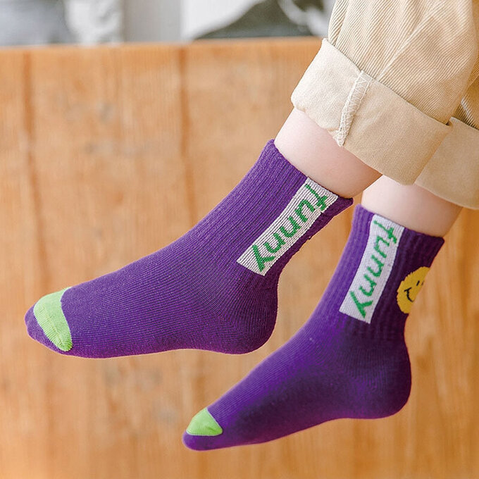 【腳ㄚ子】兒童棉質中筒襪_笑一個_ilb008