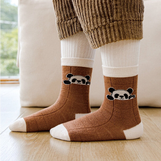 【腳ㄚ子】兒童棉質中筒襪_熊貓家族_ilb013