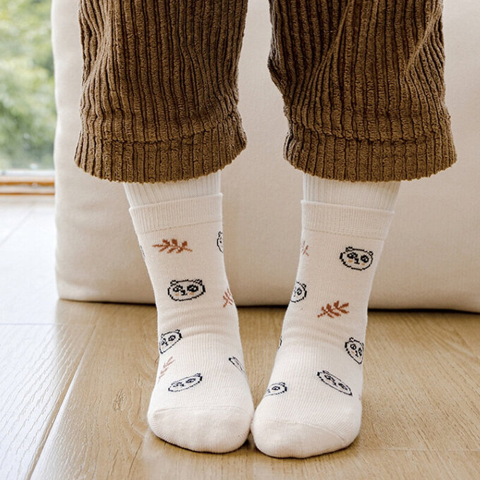 【腳ㄚ子】兒童棉質中筒襪_熊貓家族_ilb013