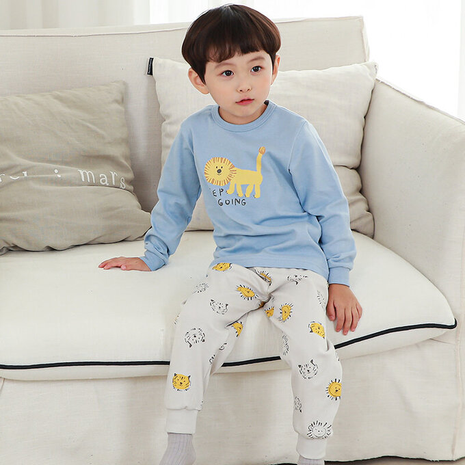 正韓 Cogibu 極舒適無螢光劑 100% 有機棉(雙面)幼兒/兒童長袖睡衣/家居服套裝組_小獅王_CGE001