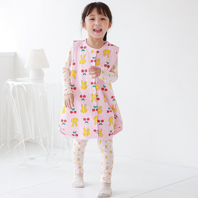 正韓 Cogibu 極舒適無螢光劑 100% 有機棉幼兒/兒童鋪棉保暖防踢背心_櫻桃兔_CGF003