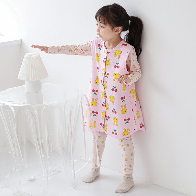 正韓 Cogibu 極舒適無螢光劑 100% 有機棉幼兒/兒童鋪棉保暖防踢背心_櫻桃兔_CGF003