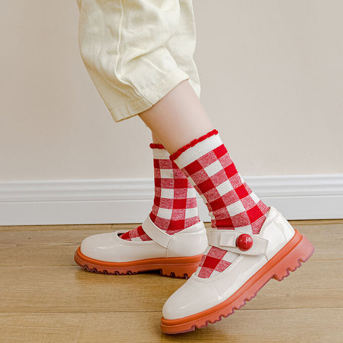 【腳ㄚ子】幼/兒童棉質中筒襪_絳紅飛花_ilbG001