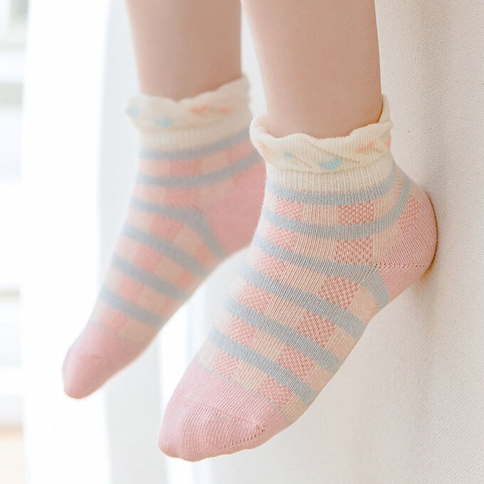 【腳ㄚ子】幼/兒童透氣網眼襪_童話世界_ilbF008