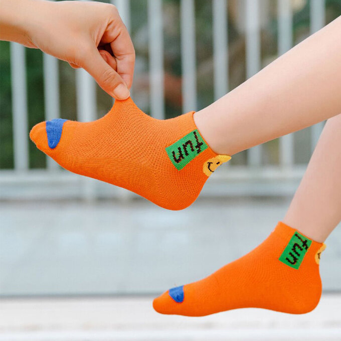 【腳ㄚ子】幼/兒童透氣網眼襪_歡暢世界_ilbF009