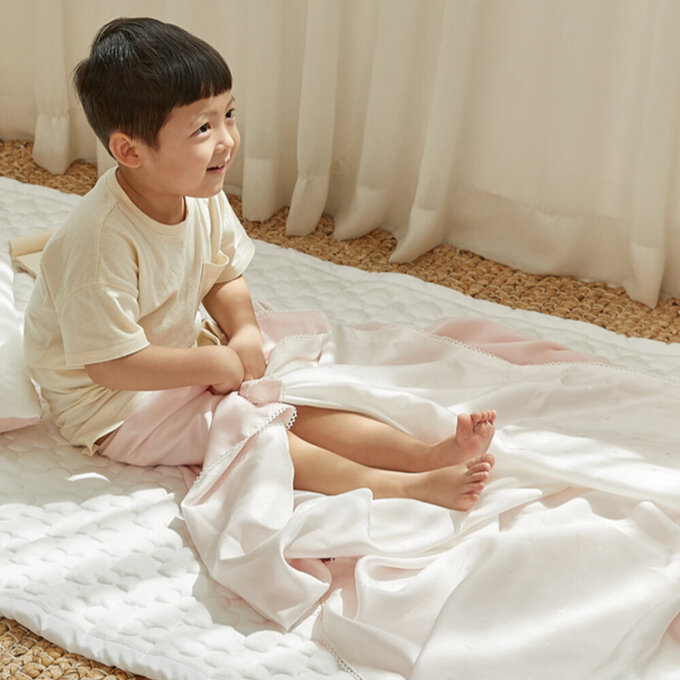 [正韓Hello HiZoo] 3D透氣雙面涼感被/透氣被/冷氣被_兒童款_冰絲粉_HH059