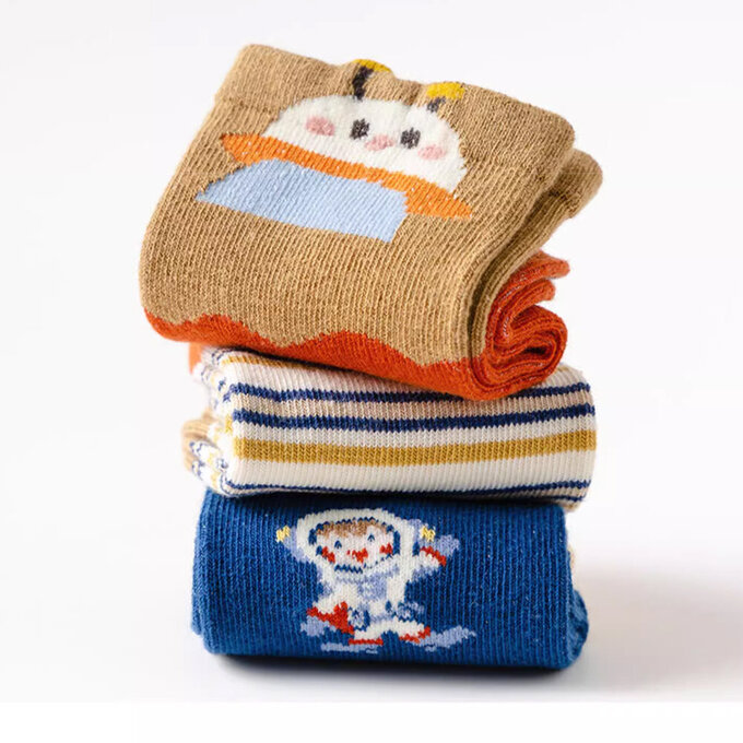 【腳ㄚ子】幼/兒童棉質中筒襪_太空人_ilbB006