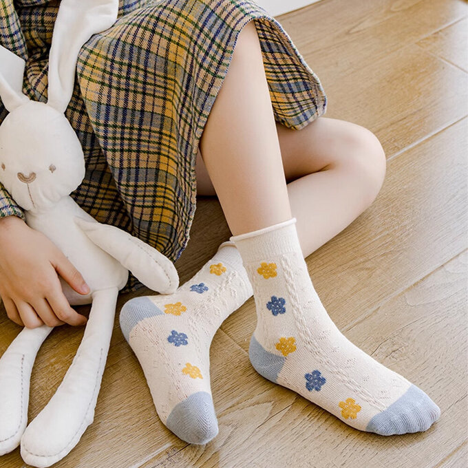 【腳ㄚ子】幼/兒童棉質中筒襪_黃色酢醬草_ilbG008