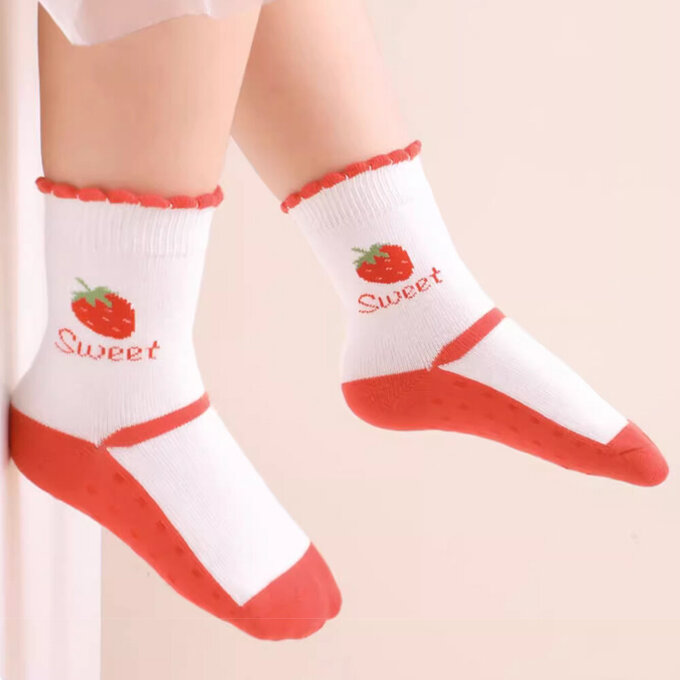 【腳ㄚ子】幼/兒童棉質中筒襪_草莓蛋糕_ilbG010