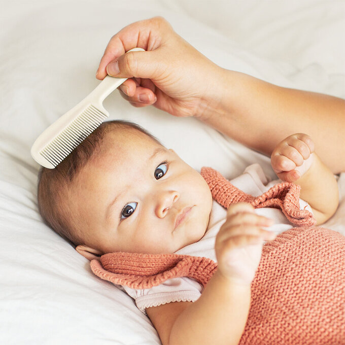 美國 green sprouts 小綠芽寶寶專用矽膠按摩梳子_GS301600