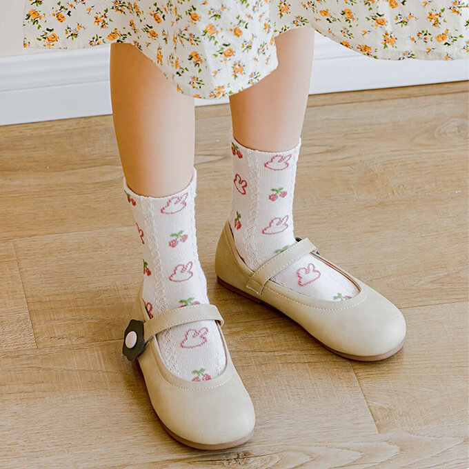 【腳ㄚ子】幼/兒童棉質中筒襪_草莓兔兔_ilbG016