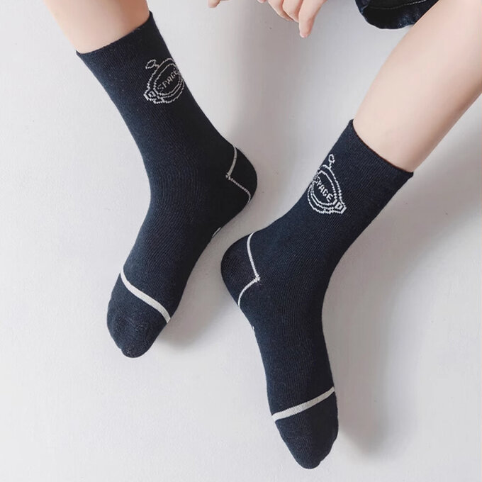 【腳ㄚ子】幼/兒童棉質中筒襪_漫遊宇宙_ilbB017