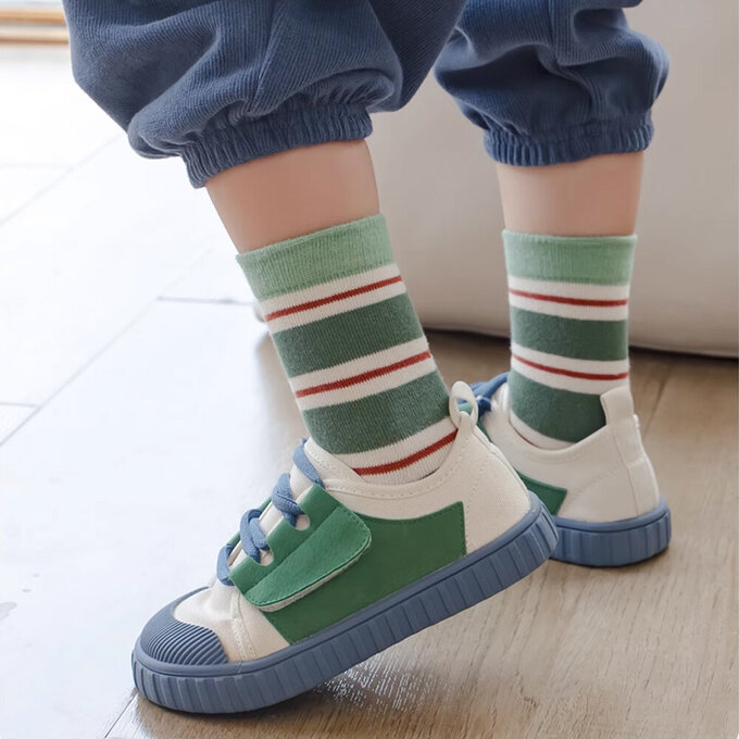 【腳ㄚ子】幼/兒童棉質中筒襪_小綠龍_ilbB019