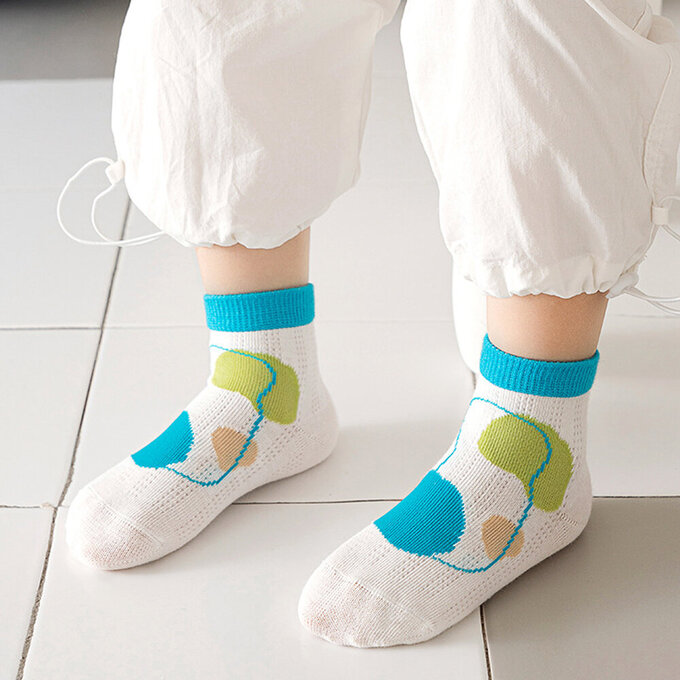 【腳ㄚ子】幼/兒童透氣網眼襪_彩虹小狗_ilbF028