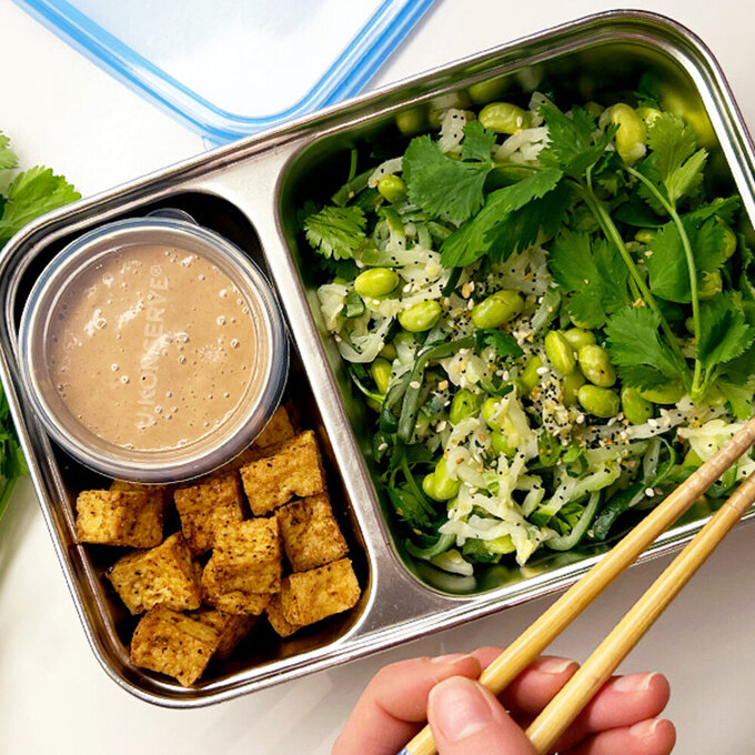 美國優康 U-Konserve 通過 LFGB 食品安全等級認證 / CPSIA 檢驗不鏽鋼分隔便當盒 825ml_宇宙藍_UKR005